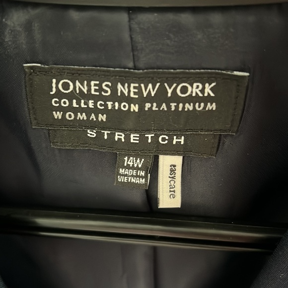 Jones New York Suit - Picture 2 of 5